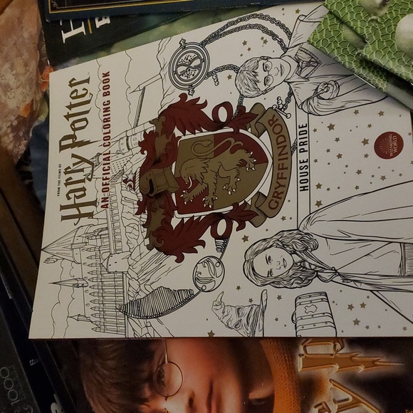 Harry Potter Coloring& Poster Book & Magazine Collection - Picture 5 of 11